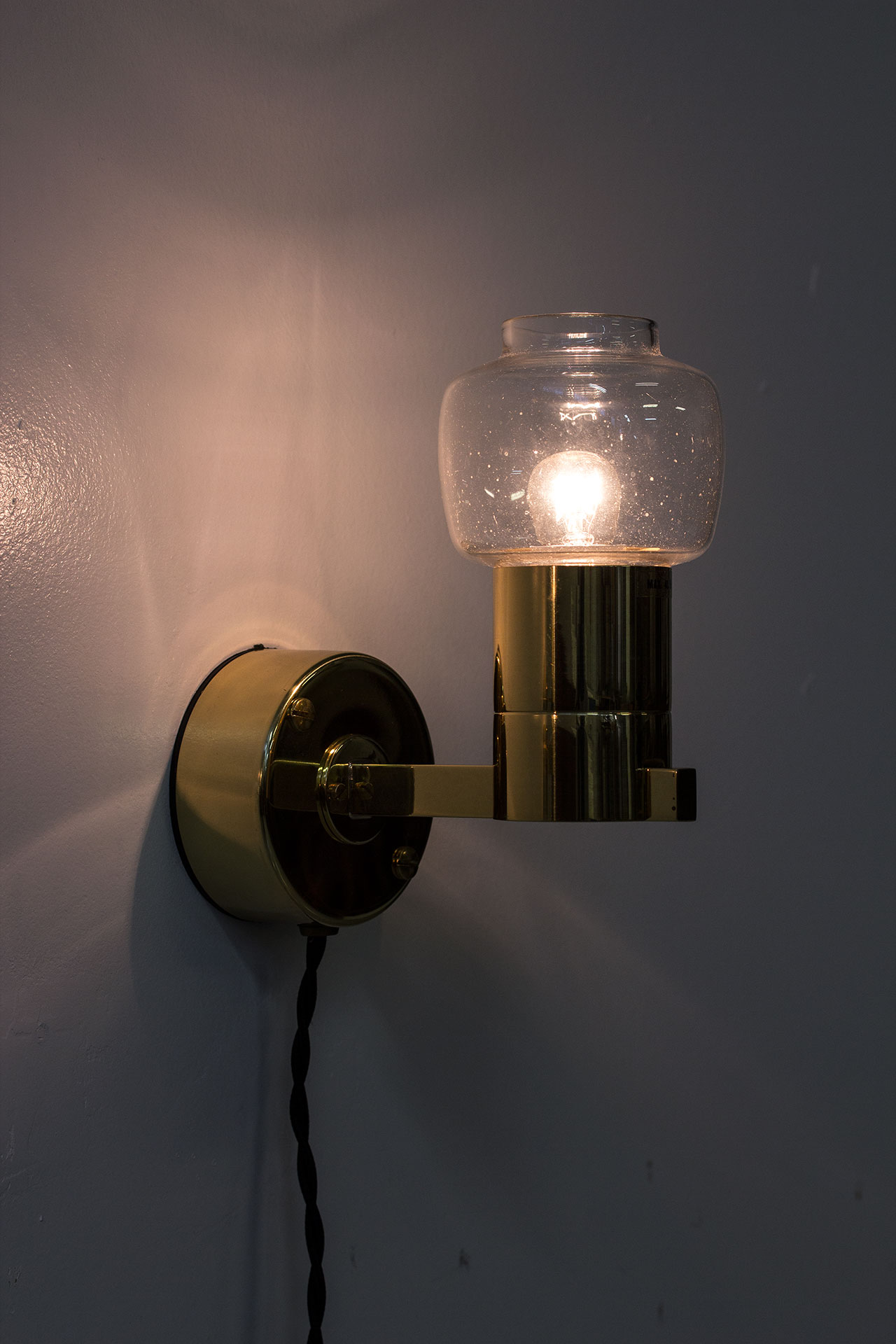 LI123 HansAgne Jakobsson “V306″ Wall Lamps Tack Market